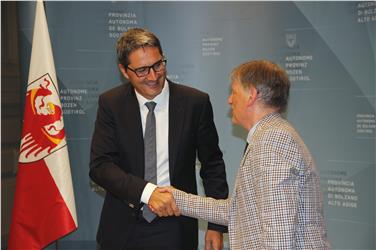 Il direttore Bergamini va in pensione, il commiato del presidente Kompatscher (Foto mgp)