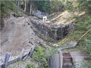 Lavori di risanamento del Lahner Graben a Latzfons (Foto USP)