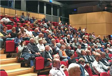 Grande partecipazione e grande interesse per la serata informativa di Bressanone (Foto USP)