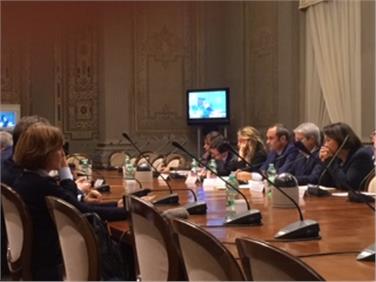 L'assessora Waltraud Deeg nel corso della Conferenza Stato - Regioni - Foto: USP