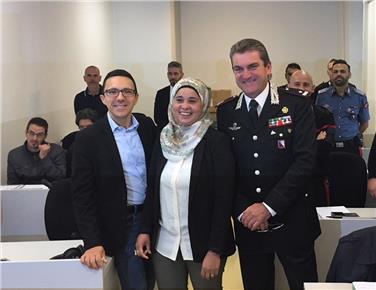 In primo piano l'assessore Christian Tommasini, la docente Nahla Erwan e il generale Massimo Mennitti (Foto USP)