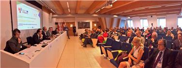 Un momento dei lavori del forum sulla formazione duale alla Fondazione Mach di San Michele Foto Upt