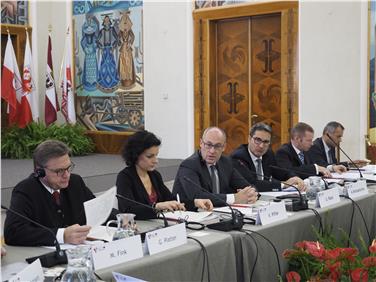 La giunta dell'Euregio al lavoro a Trento Foto Upt