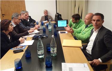 Sul progetto della strada panoramica dello Stelvio e sul masterplan per Passo Stelvio si è incentrata la visita sul Passo di Provincia di Bolzano, Ministero ambiente e Regione Lombardia