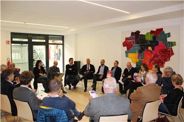 Incontro al Centro Trevi tra l'assessore Christian Tommasini e le associazioni coinvolte in Teatrinsieme Foto Usp