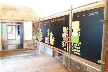 La mostra evidenzia le principali fasi dello sviluppo progettuale condiviso degli ambienti scolastici Foto: USP/Andrea Sega