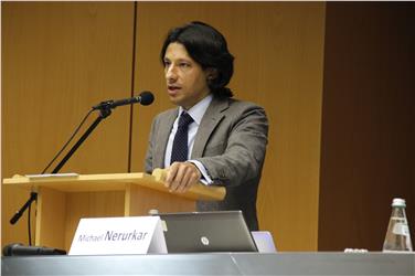 Per il filosofo Michael Nerurkar sono necessari spazi per la riflessione etica congiunta all’interno delle organizzazioni (Foto: USP/Karin Leiter)