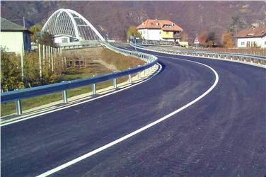 Vadena, apre il 20 novembre la strada che collega ponte e sottopasso (FOTO: USP)