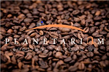 Spettacolo teatrale dedicato al caffè sabato 25 novembre al Planetarium