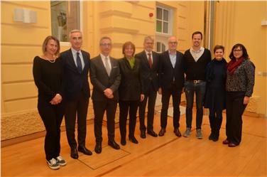 Il gruppo di progetto: Giorgia Stricker, Sergio Messini, Gianfranco Iorizzo, l'assessora Martha Stocker, Horand Meier, Thomas Lanthaler, Harald Frena, Veronika Rabensteiner, Marina Cattoi Foto: USP/bf