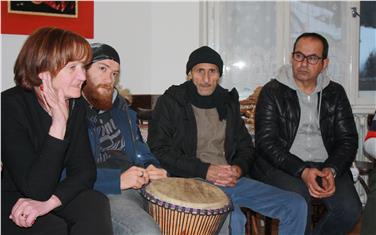 L'assessora Martha Stocker nel corso della visita a casa "Sole" ad Ortisei Foto: USP/FG