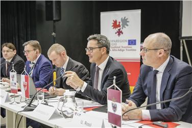 Via libera della Giunta dell'Euregio alla strategia comune sul traffico lungo il corridoio del Brennero (Foto USP/Oskar Verant)