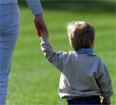 In febbraio inizia un corso di preparazione per coppie aspiranti all'adozione organizzato dal Servizio Adozioni Alto Adige