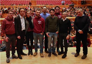 Treno della memoria: Alessandro Huber, Philipp Achammer, Verena Hafner, un promoter, Sergio Bonagura, Andrea La Malfa, Christian Tommasini, Guido Margheri (Foto: USP/ Ingo Dejaco)