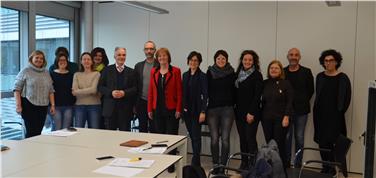 Foto di gruppo con l'assessora Martha Stocker del Tavolo tecnico sulle adozioni Foto: USP/UG
