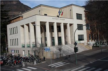 La sede dell'Istituto tecnico Galilei di Bolzano (Foto USP/FG)