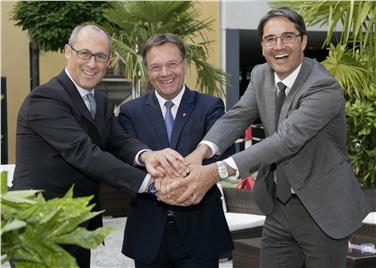 I presidenti dei tre territori dell'Euregio: Ugo Rossi, Günther Platter e Arno Kompatscher (Foto Euregio)