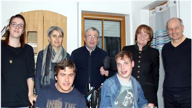 L'assessora Stocker nel corso della visita alla struttura gestita dalla Lebenshilfe (Foto USP/ep)