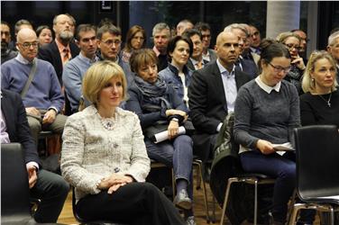 L'assessora Waltraud Deeg è intervenuta al convegno sulla gestione della qualità. Foto Usp/Karin Leiter