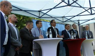 La conferenza stampa di S. Floriano sui fondi ambientali delle centrali idroelettriche (Foto USP/mpi)